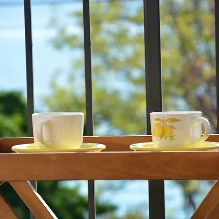 Fantastic View 아파트