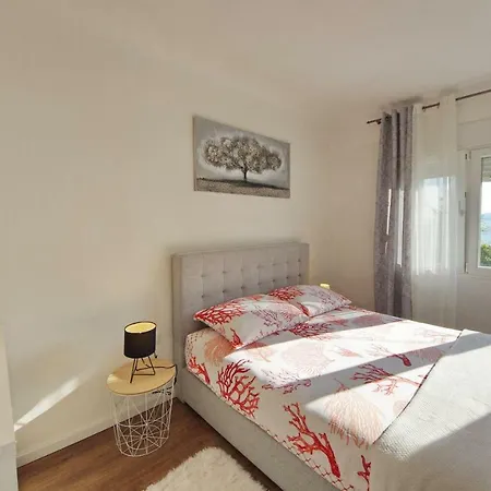 Fantastic View Apartment *